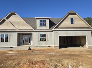 129 Lassiter Ridge Dr, Four Oaks, NC 27524