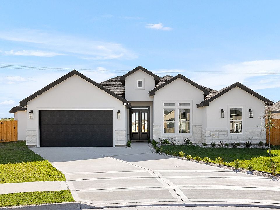 1st image of 9313 N 22nd Ln #3MBL1C