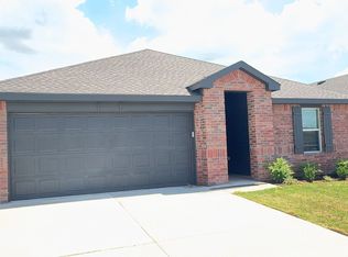 10328 NW 28th St, Yukon, OK 73099