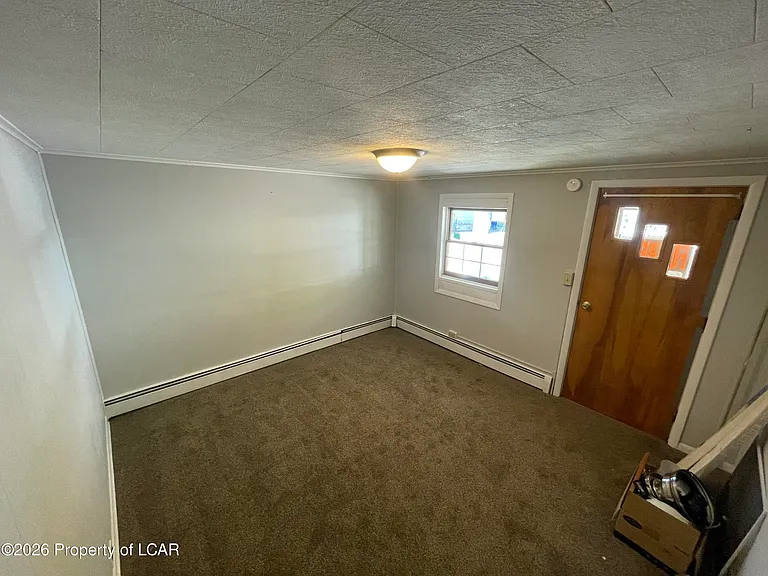 222 Honey Pot St — Photo 5