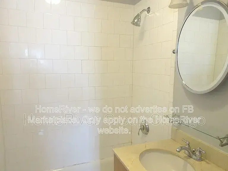 1137 W Grace St #3E — Photo 6