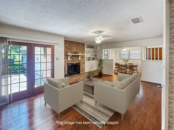 1210 Mildred Ln, Benbrook, TX 76126