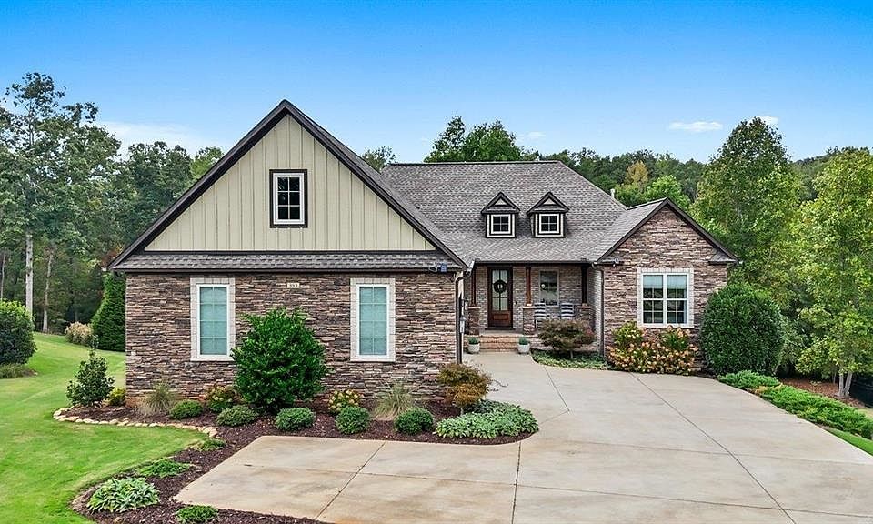 1st image of 383 Island Green Ln