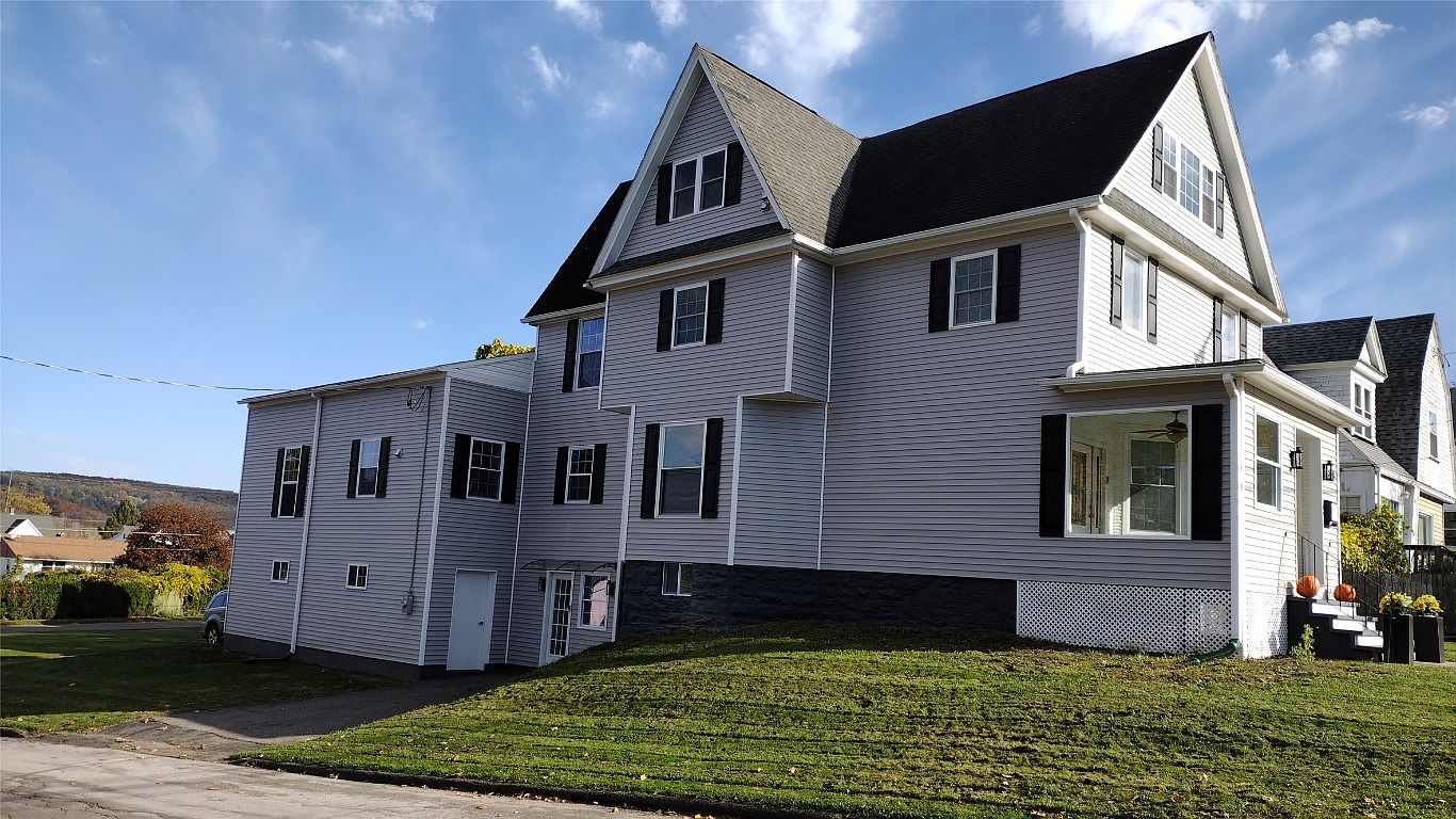 1076 College Ave, Elmira, NY 14901 MLS 323212 Zillow