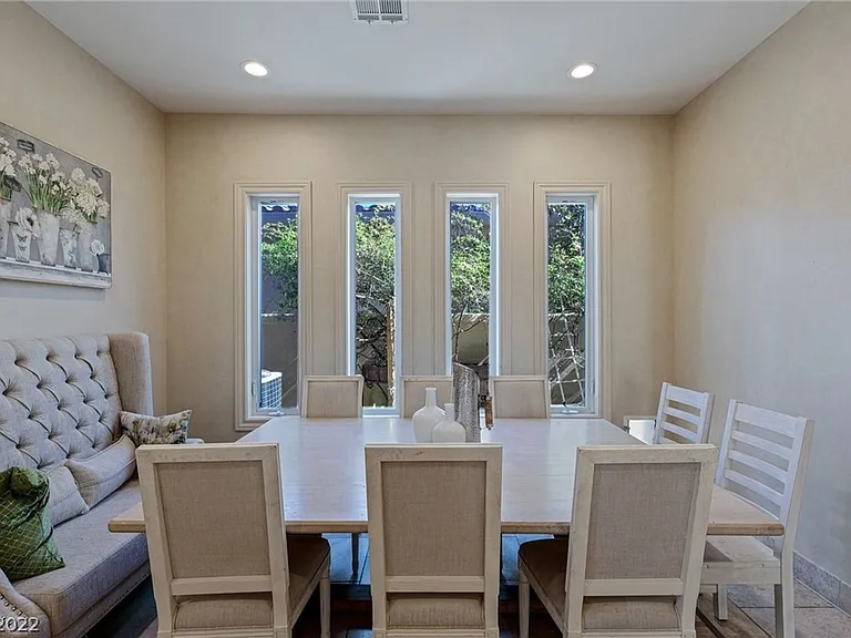 9720 Verlaine Ct — Photo 24