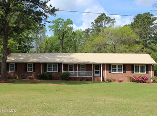 219 Huffmantown Rd, Richlands, NC 28574