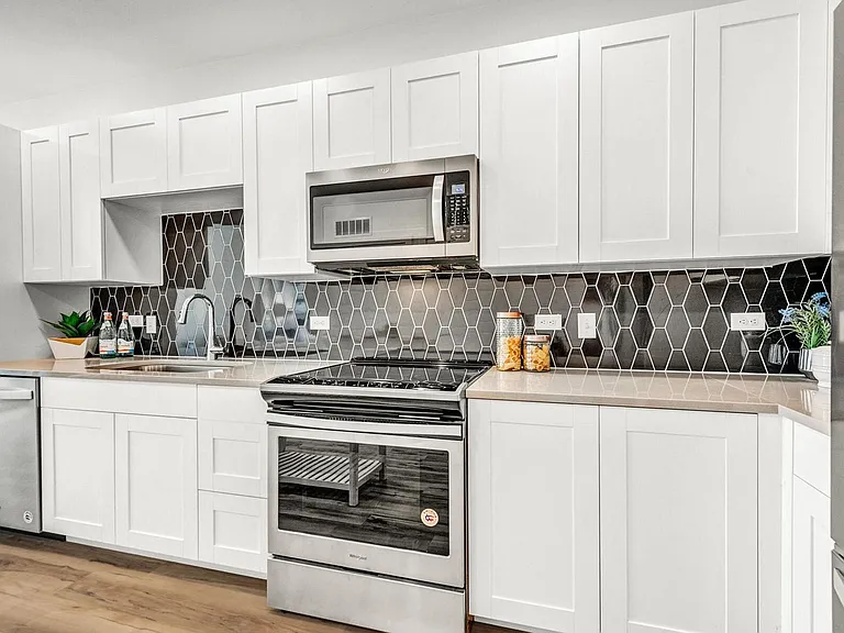 Apex at Perry Station - Modern Living at it's best! — Photo 23