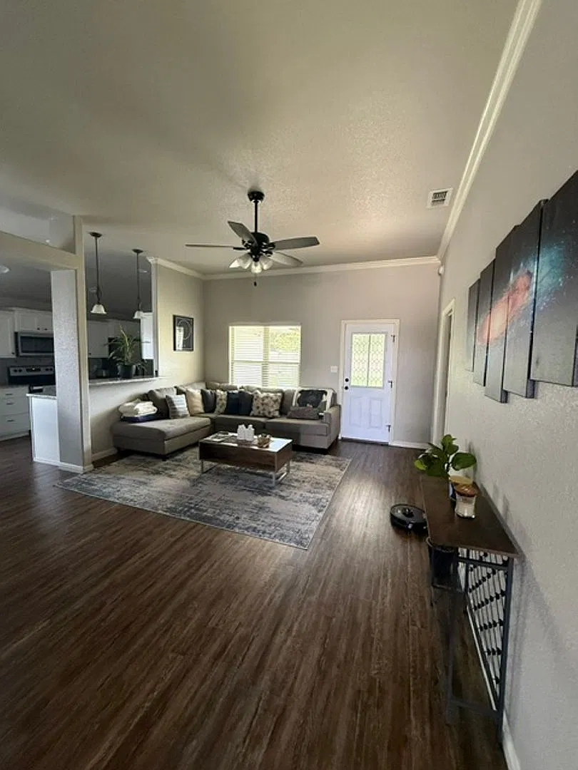 5733 Foxfire — Photo 3