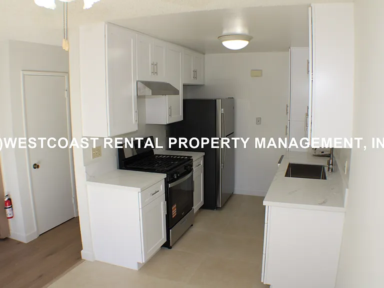 1577 Prather St #C — Photo 9