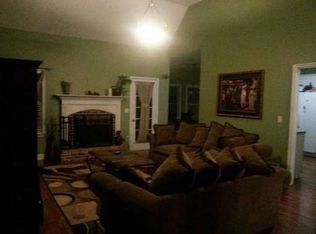 5985 Windsorcreek Dr, Douglasville, GA 30135