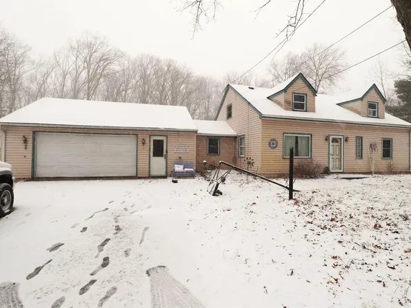 4940 Onway Dr, Ottawa Lake, MI 49267