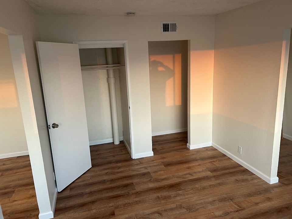 Dining Room Closet and Door to Bedrooms and Bathroom.