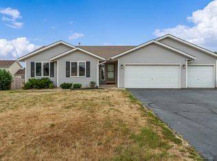 11108 Jasmine Dr, Roscoe, IL 61073