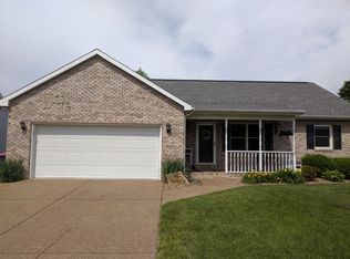 4055 Hedgewood Ct, Newburgh, IN 47630