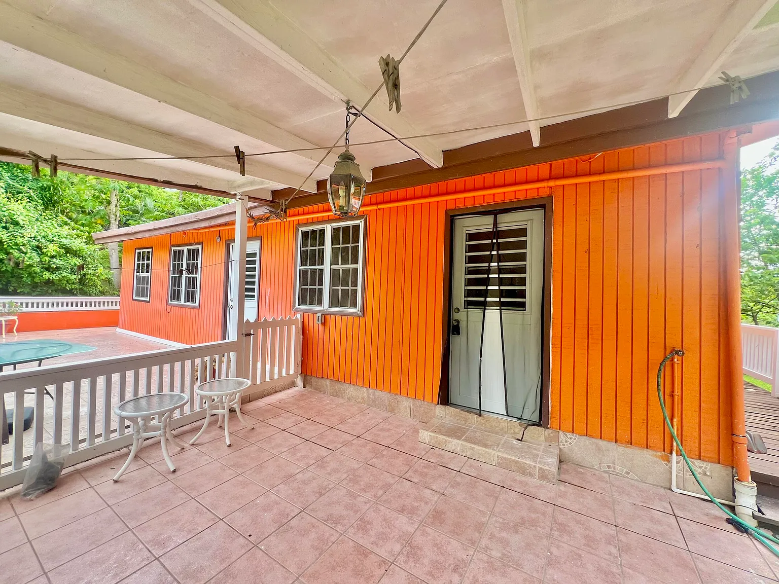 3 bed, $2,400 — Photo 2