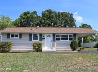 6 Elmwood Dr, Brick, NJ