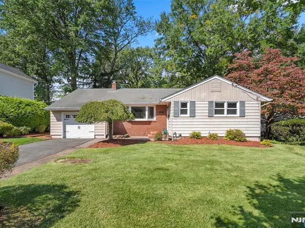 259 Garden Place, Oradell, NJ 07649