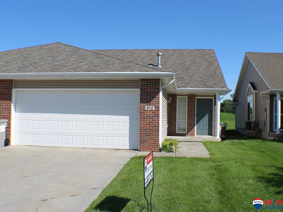 1st image of 852 Norwood Dr