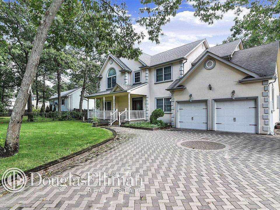 1st image of 15 Plaza Ln #Ak