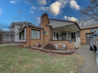 415 S 4th St, Watseka, IL 60970