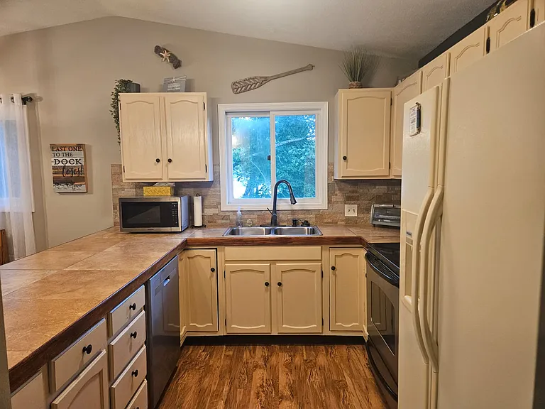 6505 Bella Vista Dr NE #302 — Photo 18