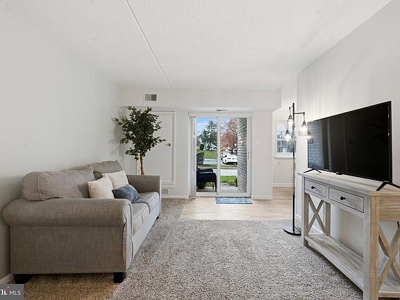 5th image of 2905 Eagle Rd