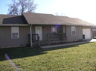 600A S Wall St, Mountain Grove, MO 65711