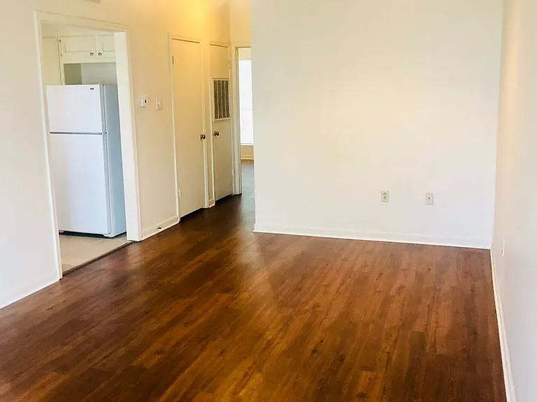 5131 Nicholson Dr #B15 — Photo 1