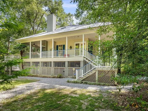 20 Poplar Dr, Covington, LA 70433