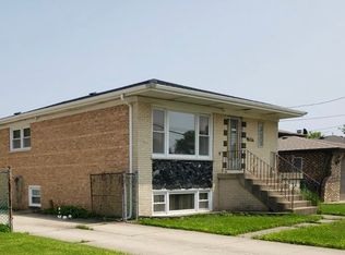 8539 Nottingham Ave, Burbank, IL
