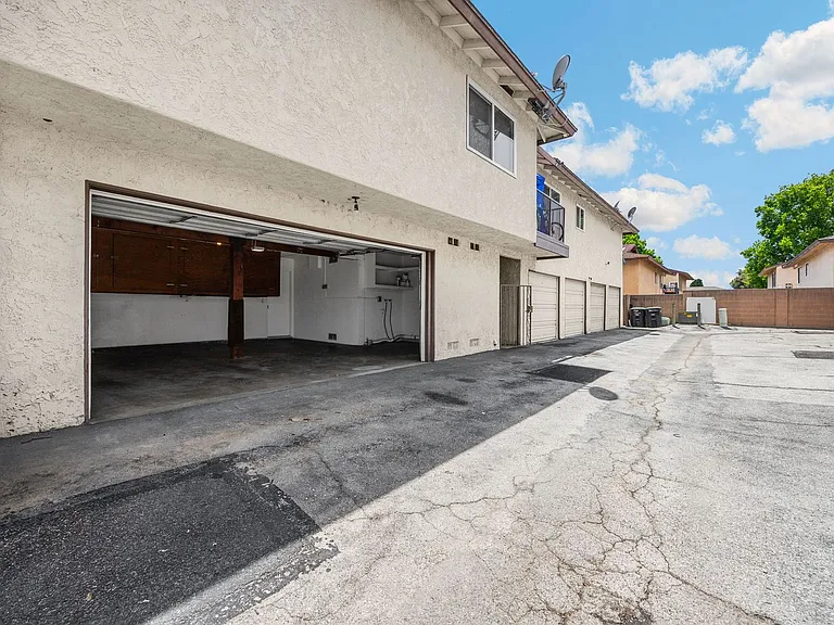 730 N Kathleen Ln — Photo 19