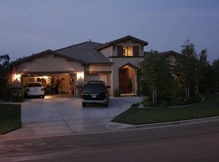 1217 Las Ventanas Way, Riverside, CA 92508