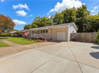 6522 Pugh St, Norfolk, VA 23513