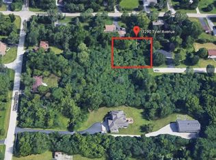 13290 W Tyler Ave, Gurnee, IL 60031