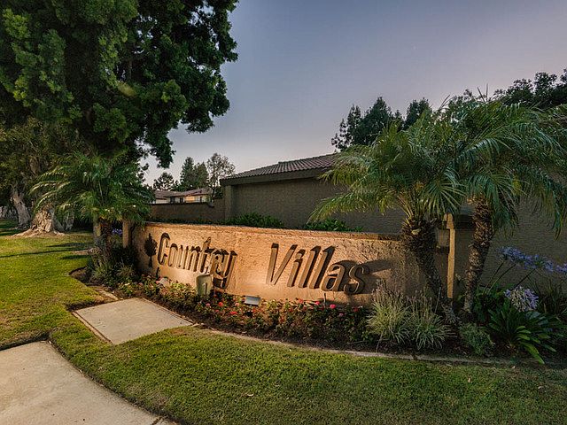 1st image of 283 Douglas Dr #3774666