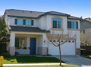 633 Granada Pass Dr, Roseville, CA