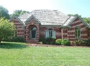 1902 Becky Ct, Ooltewah, TN 37363