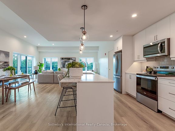 4th image of 121 Mary St #311