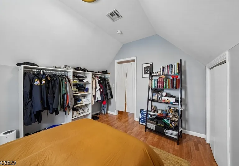 133 Franklin Ave — Photo 7