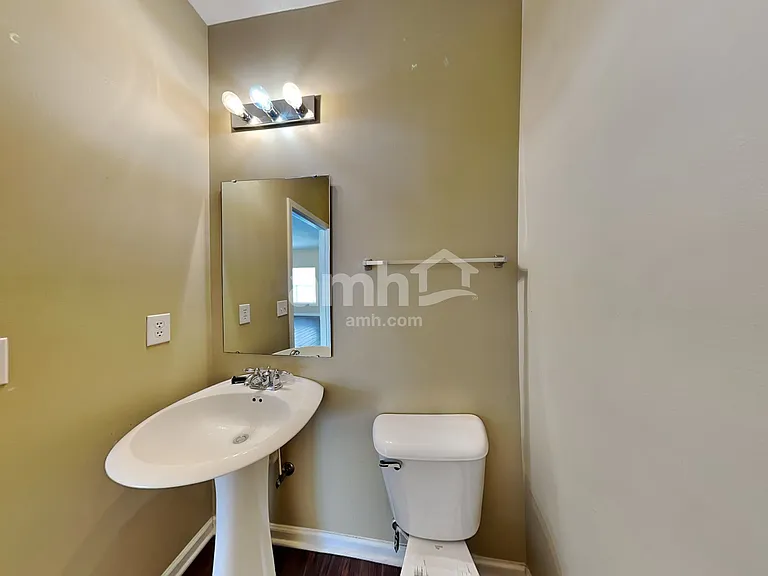 5659 W Woodview Trl — Photo 9