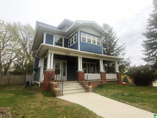 1502 Jackson St, Sioux City, IA 51105