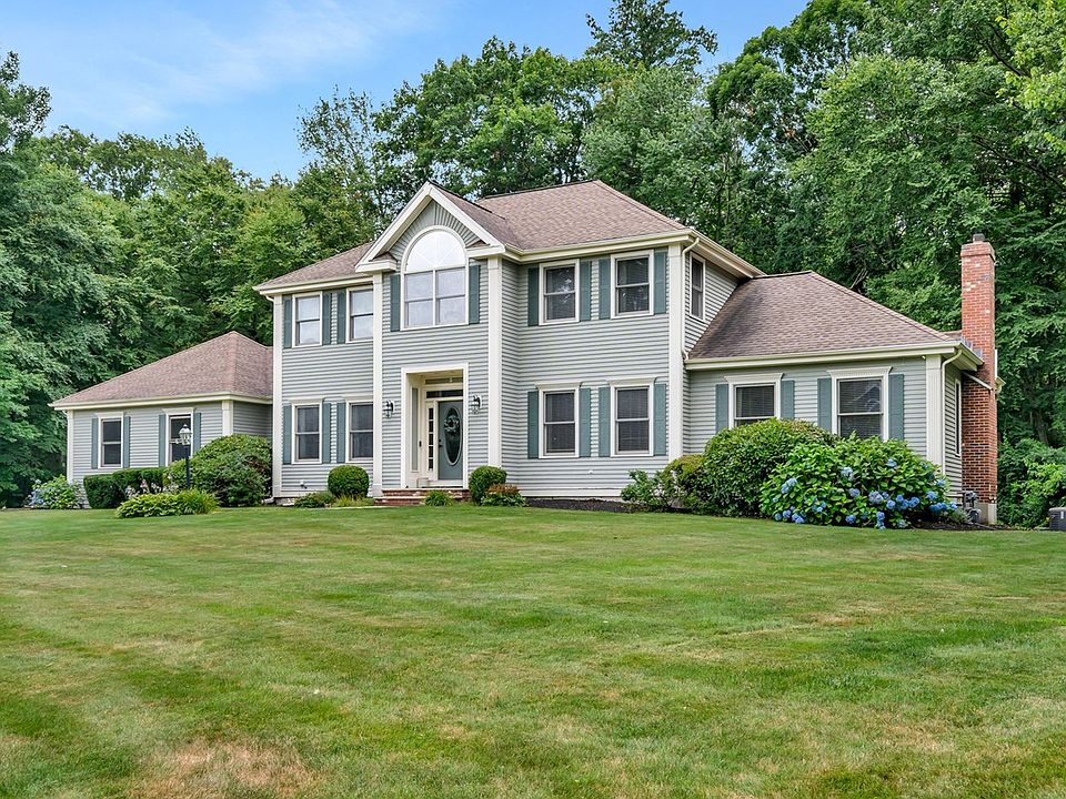 1st image of 3 Suffolk Cir
