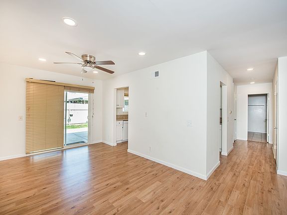 3rd image of 1641 Coriander Dr APT A