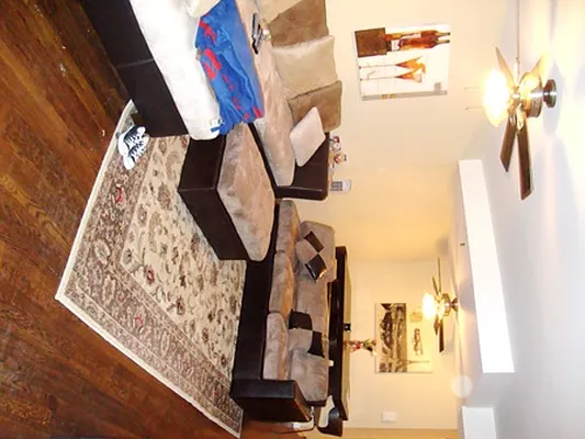 Rented by Mark David | media 33