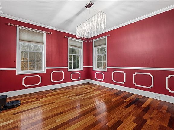 5th image of 1 Crowl Hill Rd