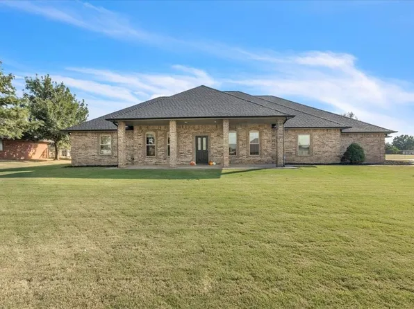 4252 Darril Rd, Edmond, OK 73025