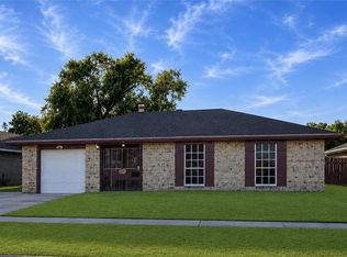 2416 W Pearl Dr, Marrero, LA 70072