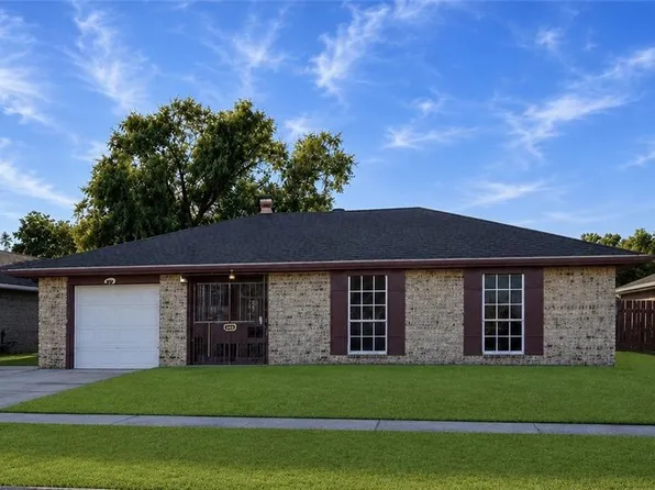 2416 W Pearl Dr, Marrero, LA 70072