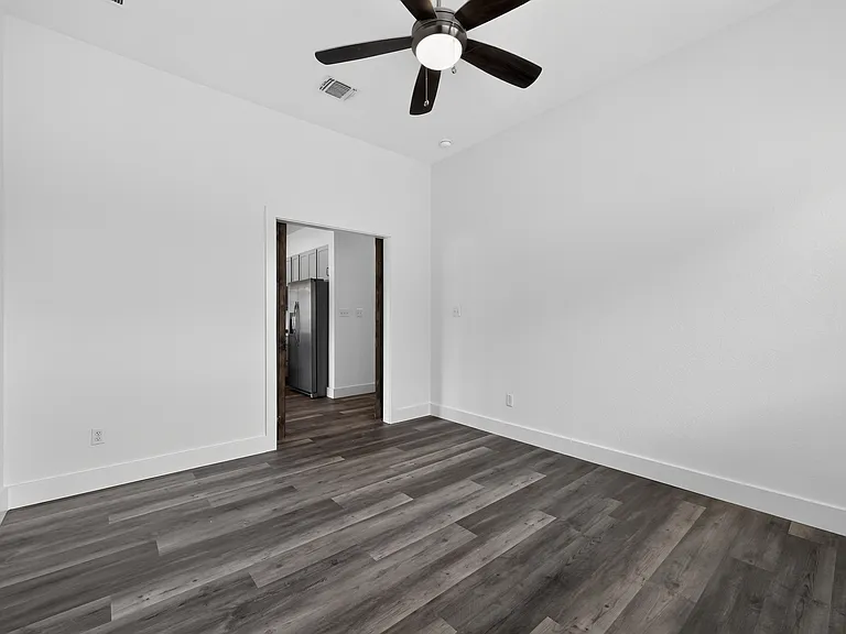 104 Joseph Hawkins Ln — Photo 28