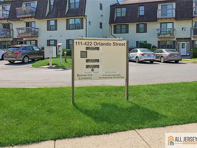 138 Orlando St #138 — Photo 28
